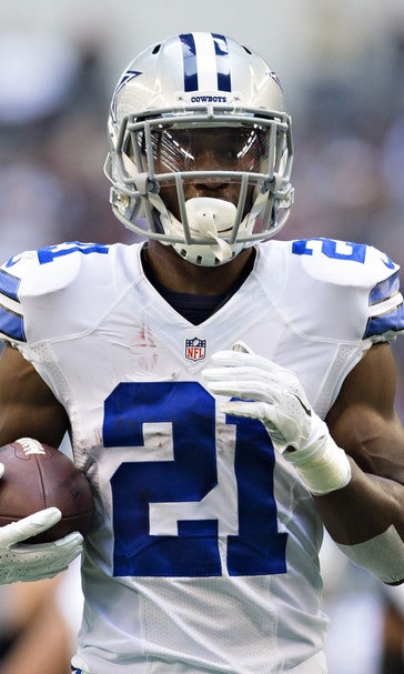 Report: Cowboys RB left team facility after losing starting job